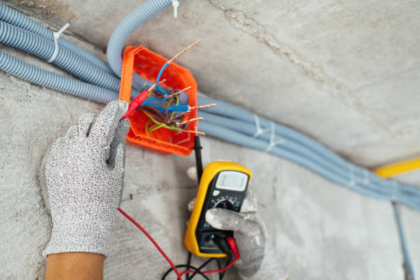 Best Circuit Breaker Repair  in Green Oaks, IL